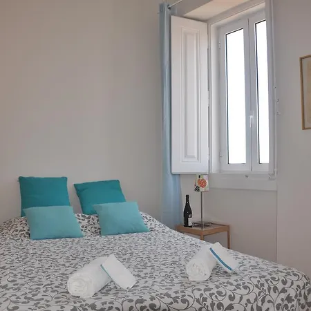 Lilia Castelo Panoramic Διαμέρισμα Lisboa